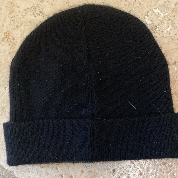 🌹 Embroidered Beenie Womens Rose colorful black warm soft Fall winter OS - Picture 3 of 6